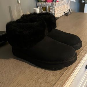 Ugg slip on short boots